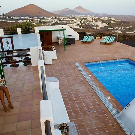 Casa Tinasoria בית נופש *