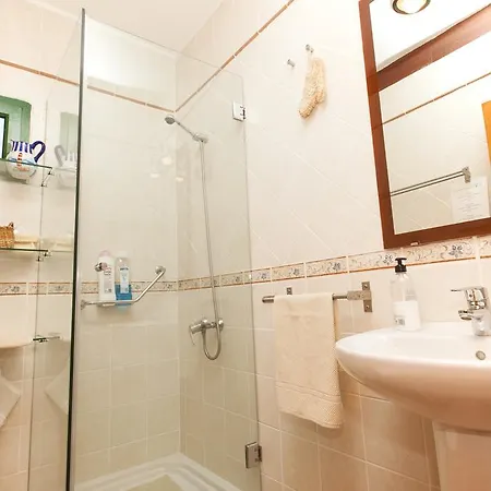 בית נופש Casa Tinasoria *