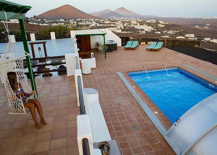 Casa Tinasoria Semesterbostad *