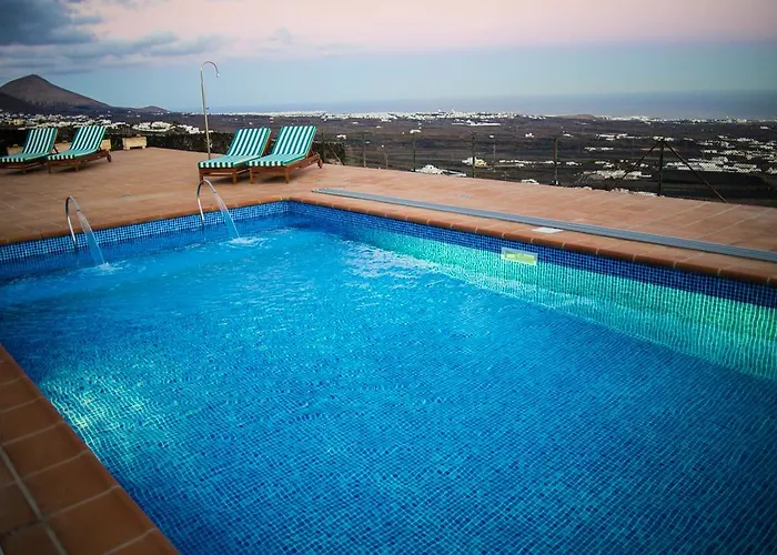 Casa Tinasoria Semesterbostad