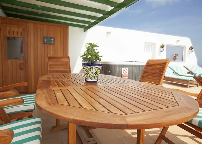 Semesterbostad Casa Tinasoria