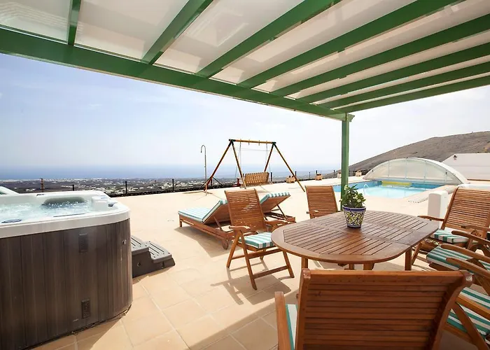 Semesterbostad Casa Tinasoria La Asomada (Lanzarote)