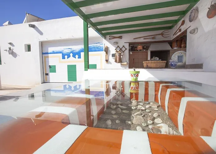 Semesterbostad Casa Tinasoria