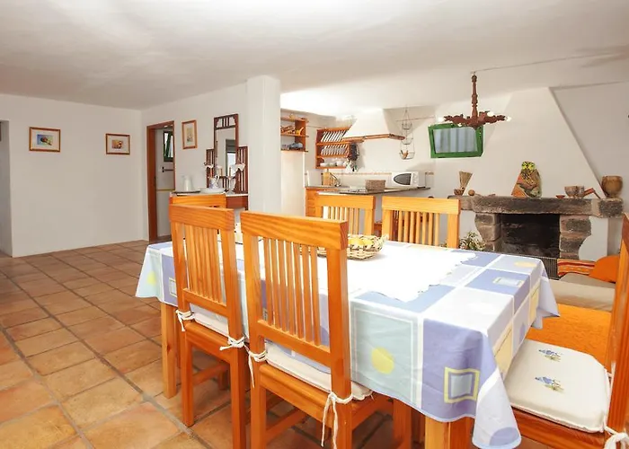 Semesterbostad Casa Tinasoria