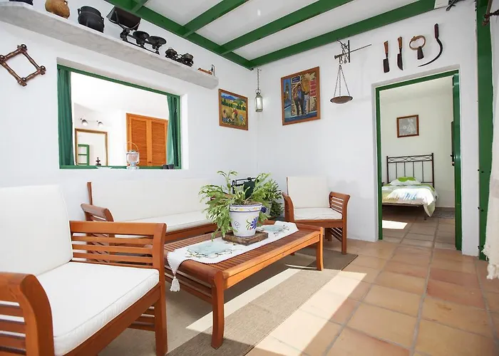 Semesterbostad Casa Tinasoria