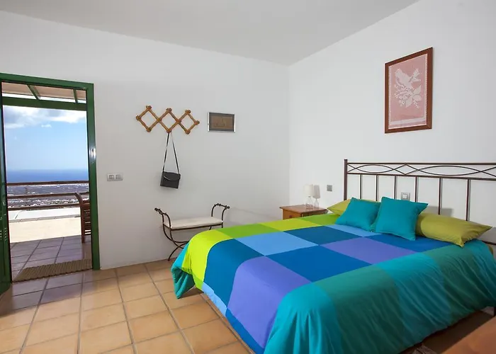 Semesterbostad Casa Tinasoria